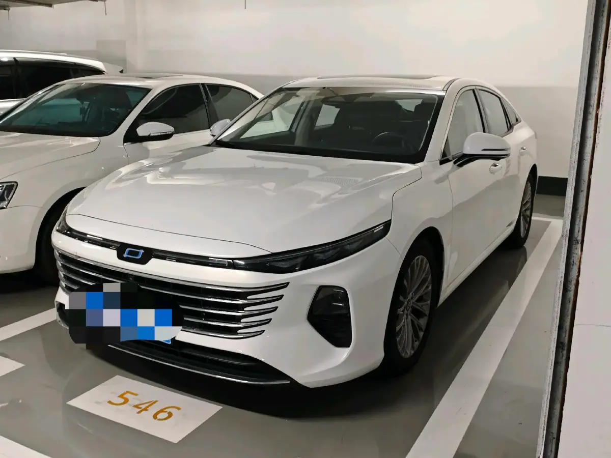 2022 Bestune B70 2.0T 224HP L4 6AT