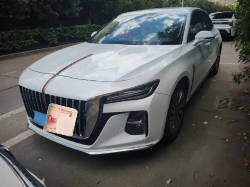 2023 HongQi H5 2.0T 224HP L4 8AT