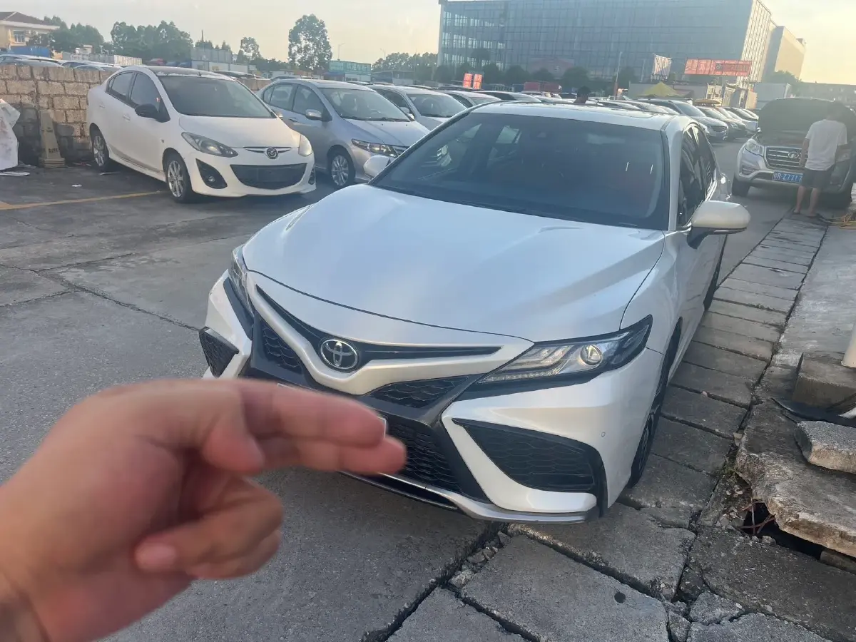 2021 Toyota Camry 2.0L 178HP L4 CVT