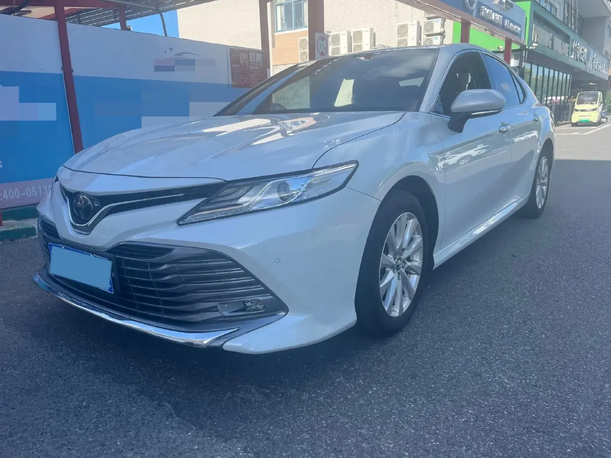 2019 Toyota Camry 2.0L 178HP L4 CVT