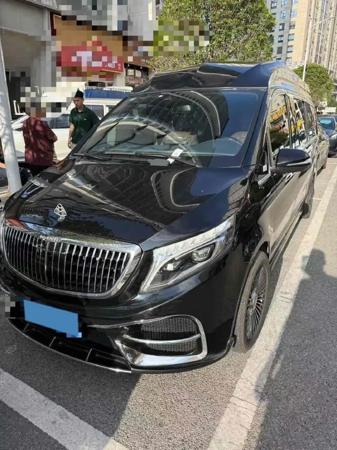 2018 Mercedes-Benz V Class 2.0T 211HP L4 7AT