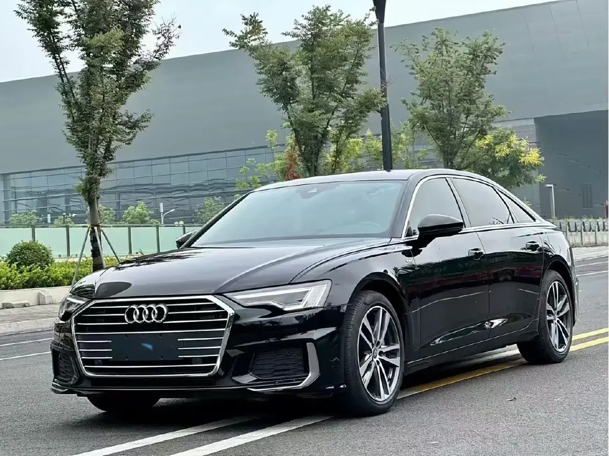 2019 Audi A6L 2.0T 190HP L4 7DCT