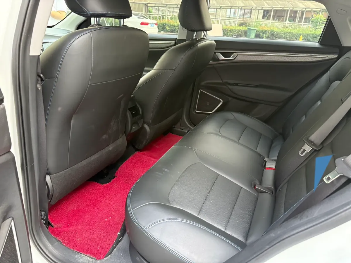 2022 Livan Maple 60s BEV 51.8KWH,autocango,china used car exporter,china ev exporter,chinese used car exporter,chinese used ev exporter