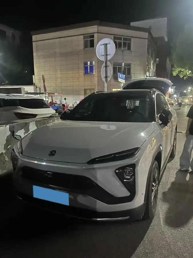 2022 NIO ES6 BEV 75KWH