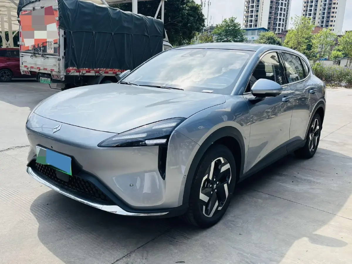 2024 BaoJun Cloud Sea BEV 69.2KWH
