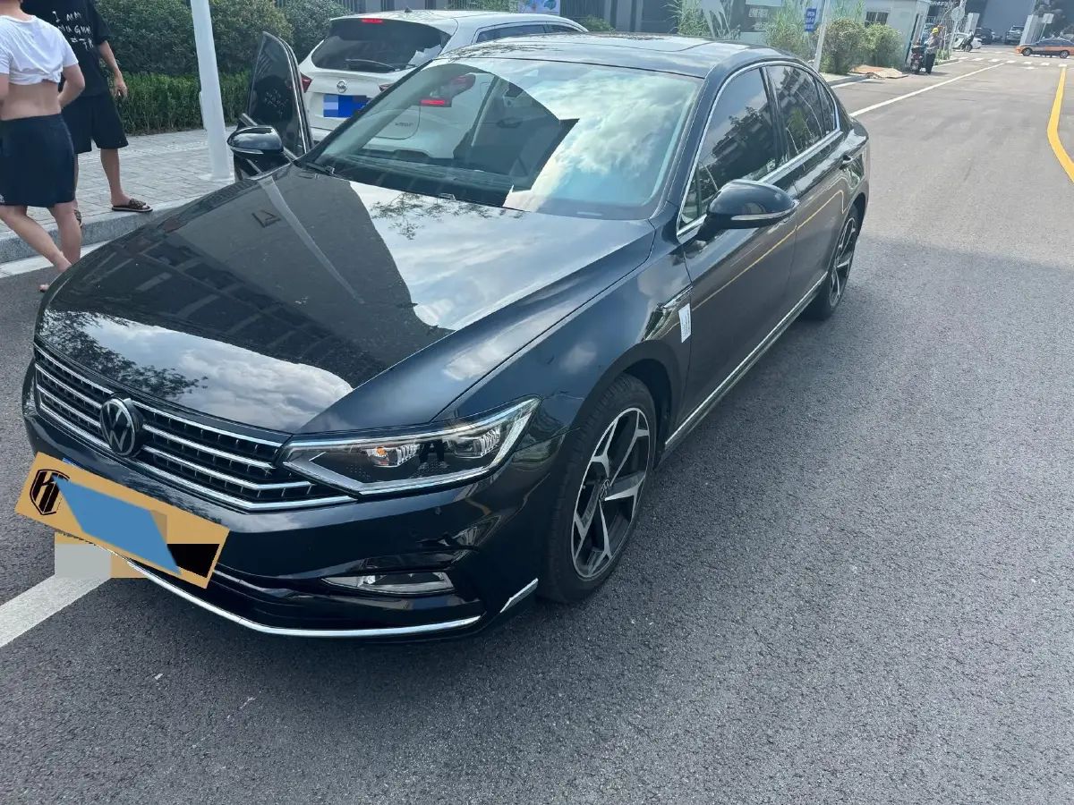 2023 Volkswagen Magotan 2.0T 186HP L4 7DCT