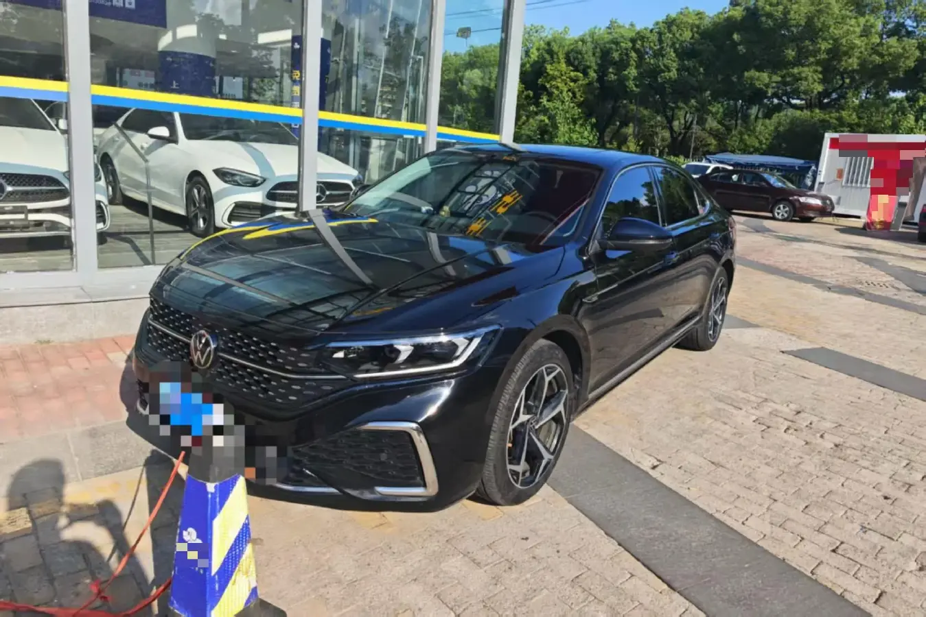 2023 Volkswagen Passat 2.0T 186HP L4 7DCT