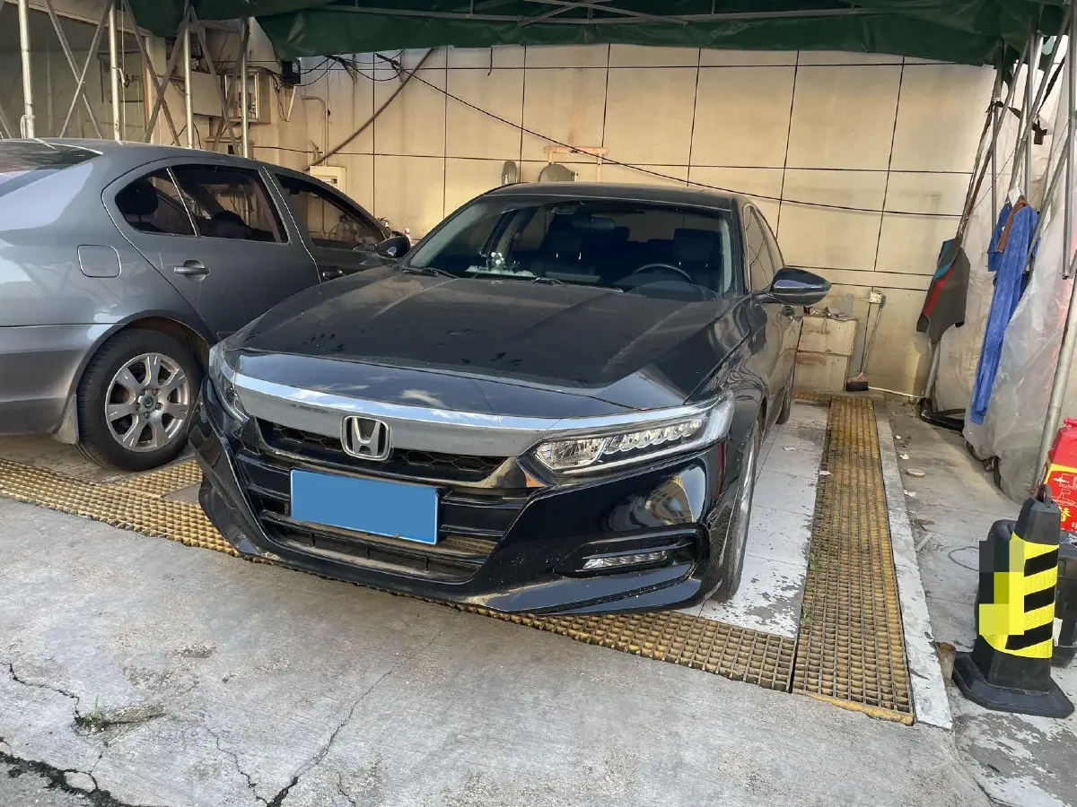 2022 Honda Accord 1.5T 194HP L4 CVT