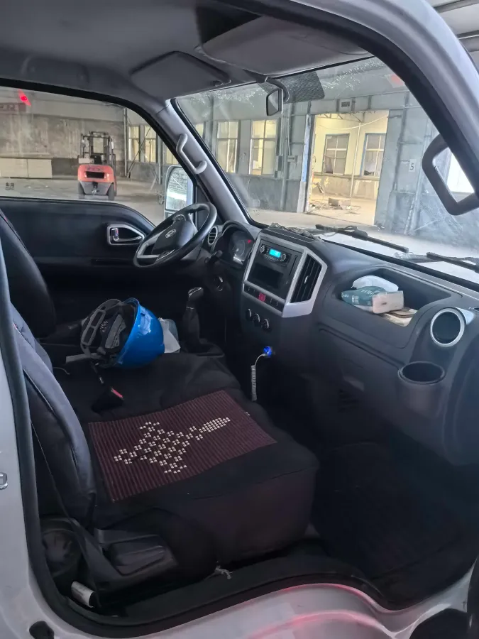 2021 NLM Motor QiTeng N50 1.5L 116HP L4 5MT,autocango,china used car exporter,china ev exporter,chinese used car exporter,chinese used ev exporter