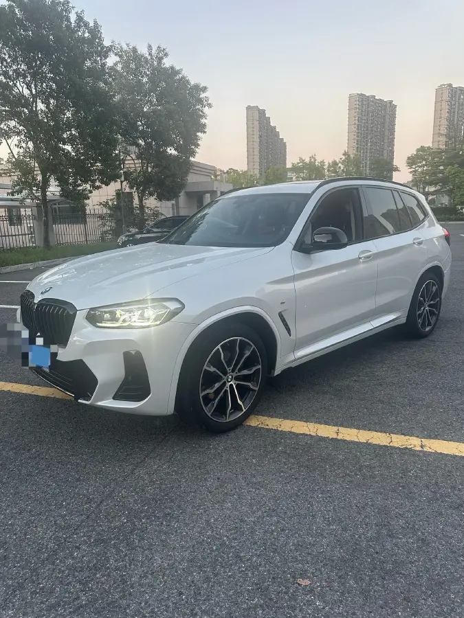 2022 BMW X3 2.0T 252HP L4 8AT