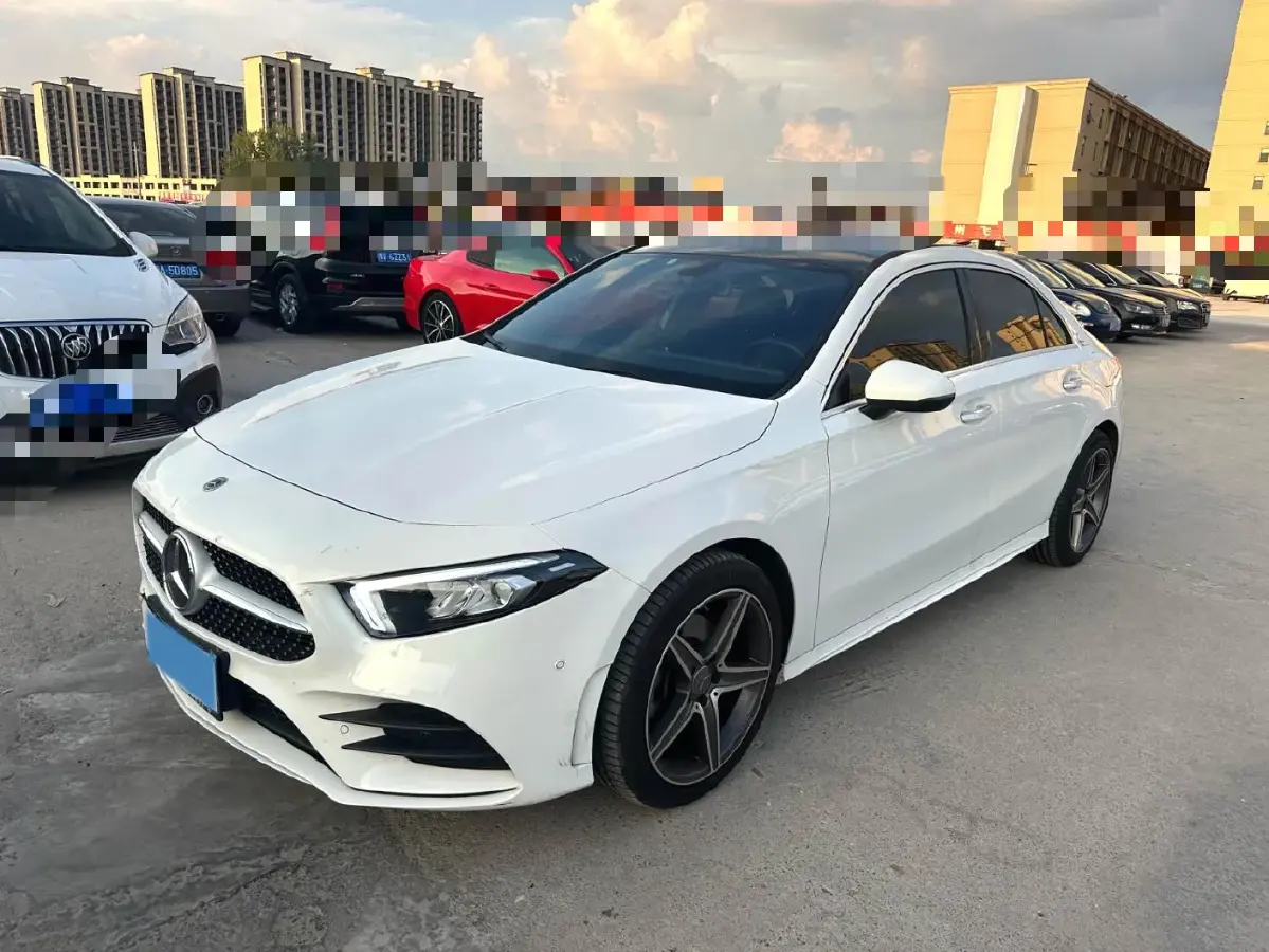 2021 Mercedes-Benz A Class 1.3T 163HP L4 7DCT