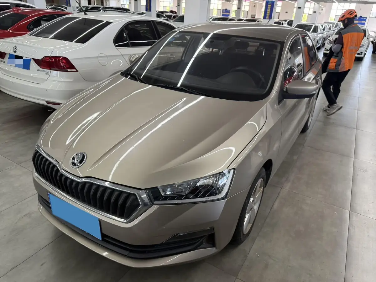 2020 Skoda Rapid 1.5L 112HP L4 5MT
