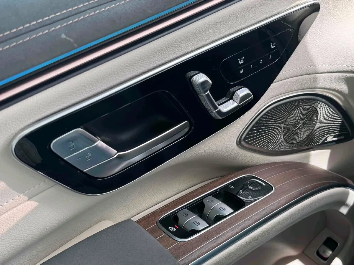 2023 Mercedes-Benz EQS SUV BEV 111.8KWH,autocango,china used car exporter,china ev exporter,chinese used car exporter,chinese used ev exporter