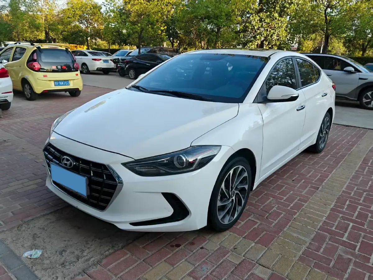2020 Hyundai Elantra 1.4T 130HP L4 7DCT
