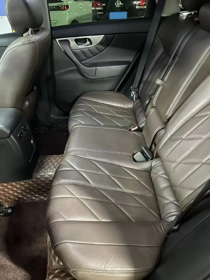 2011 Infiniti FX 3.5L 332HP V6 7AT,autocango,china used car exporter,china ev exporter,chinese used car exporter,chinese used ev exporter