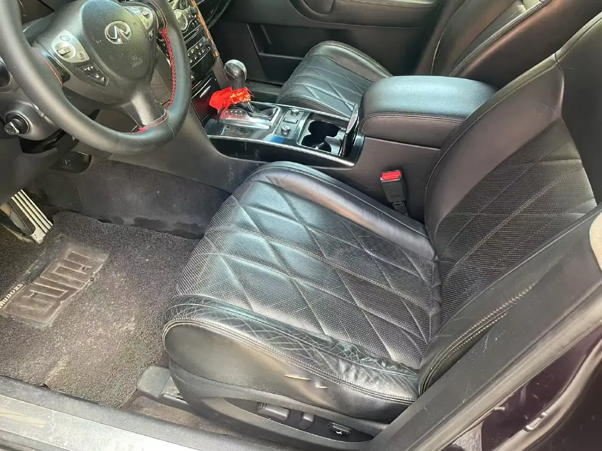 2011 Infiniti FX 3.5L 332HP V6 7AT,autocango,china used car exporter,china ev exporter,chinese used car exporter,chinese used ev exporter