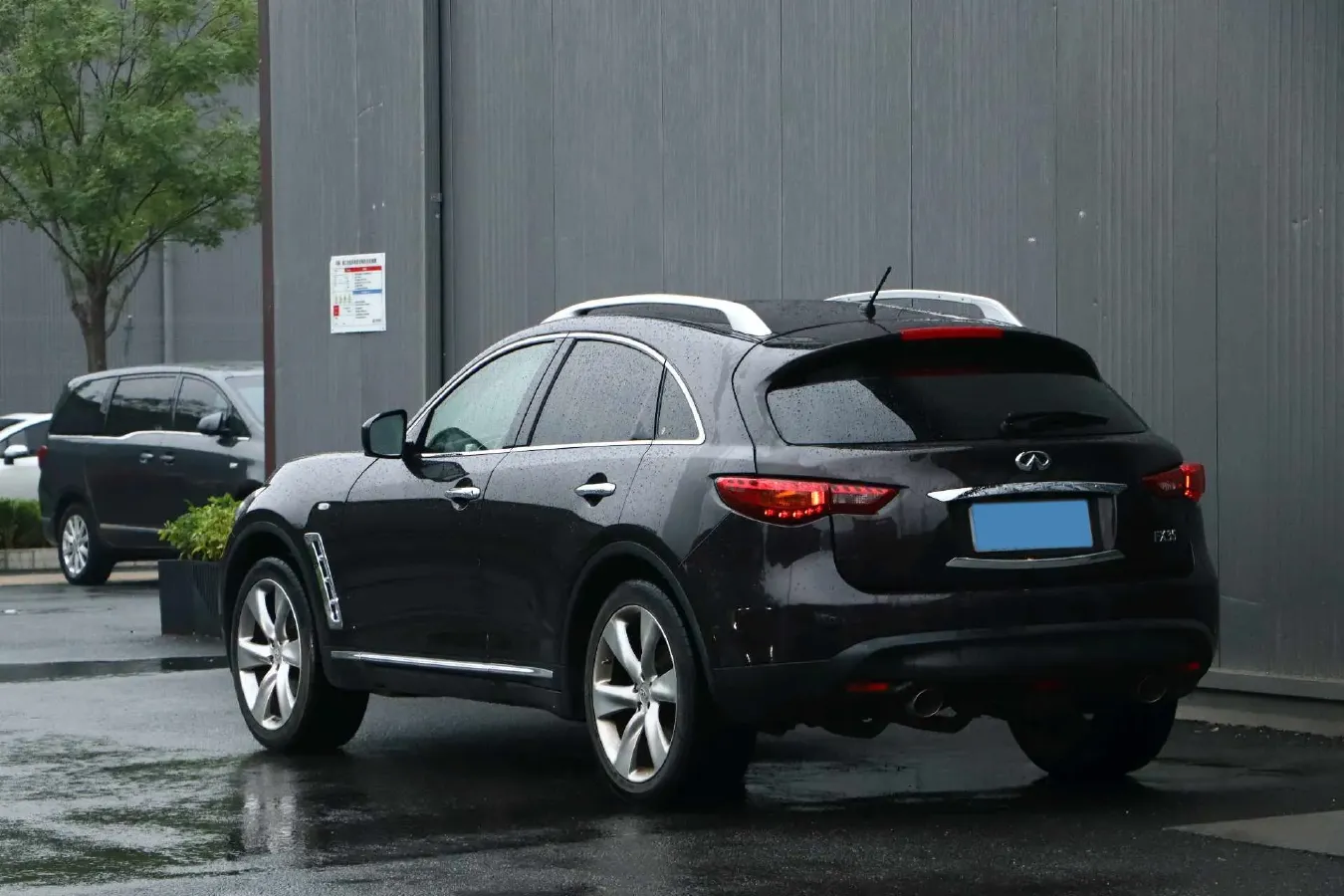 2011 Infiniti FX 3.5L 332HP V6 7AT,autocango,china used car exporter,china ev exporter,chinese used car exporter,chinese used ev exporter