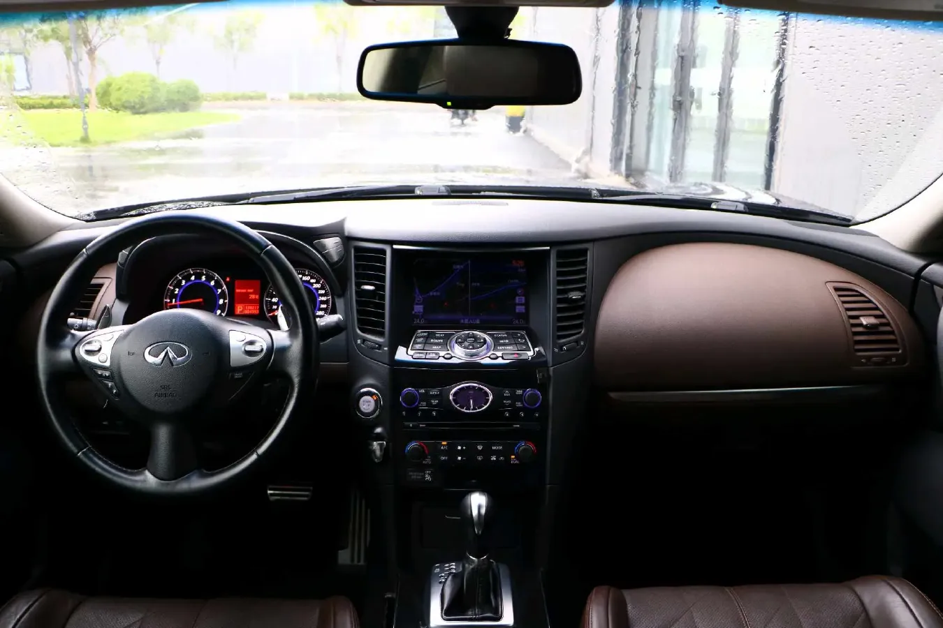 2011 Infiniti FX 3.5L 332HP V6 7AT,autocango,china used car exporter,china ev exporter,chinese used car exporter,chinese used ev exporter