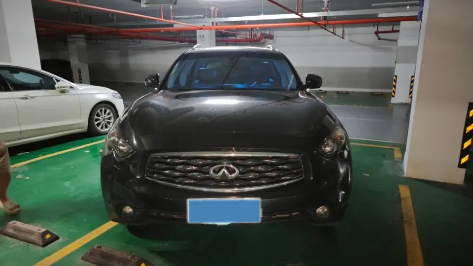 2011 Infiniti FX 3.5L 332HP V6 7AT,autocango,china used car exporter,china ev exporter,chinese used car exporter,chinese used ev exporter