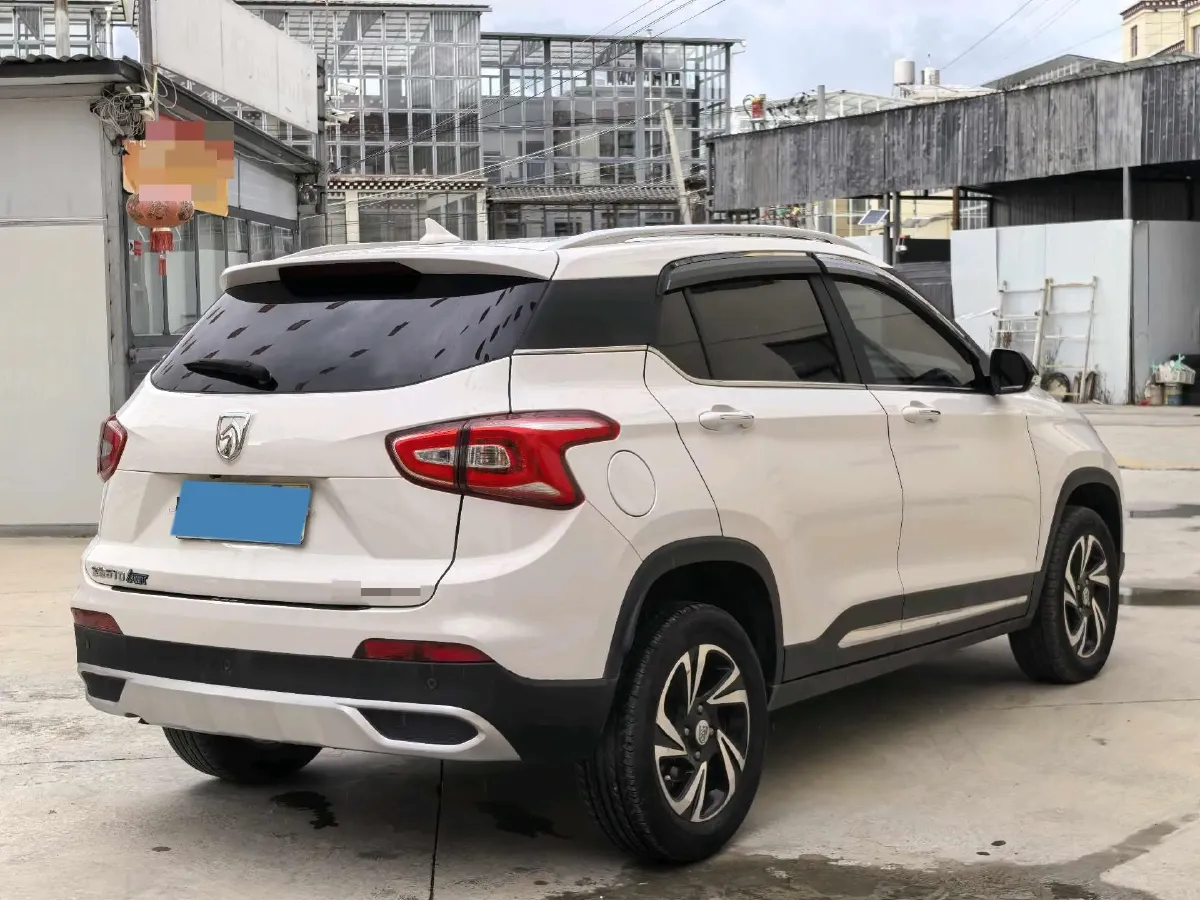 2017 BaoJun 510 1.5L 112HP L4 6MT,autocango,china used car exporter,china ev exporter,chinese used car exporter,chinese used ev exporter