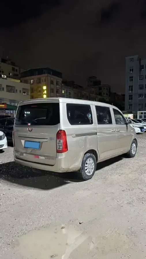 2018 WuLing ZhiGuang V 1.2L 82HP L4 5MT,autocango,china used car exporter,china ev exporter,chinese used car exporter,chinese used ev exporter