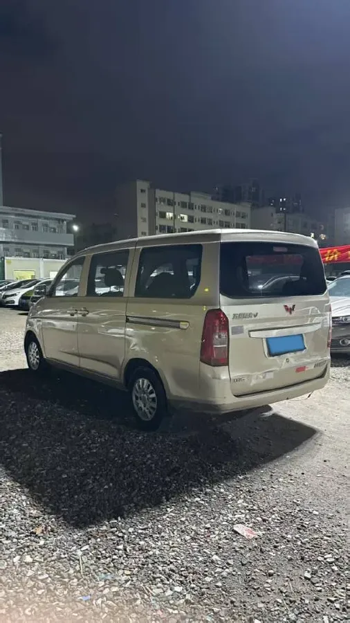 2018 WuLing ZhiGuang V 1.2L 82HP L4 5MT,autocango,china used car exporter,china ev exporter,chinese used car exporter,chinese used ev exporter