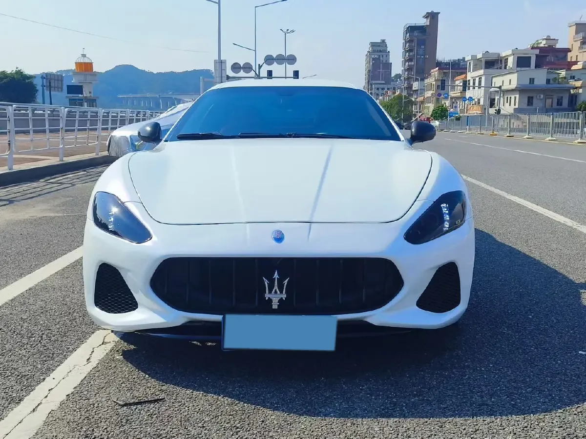 2007 Maserati GranTurismo 4.2L 405HP V8 6AT,autocango,china used car exporter,china ev exporter,chinese used car exporter,chinese used ev exporter