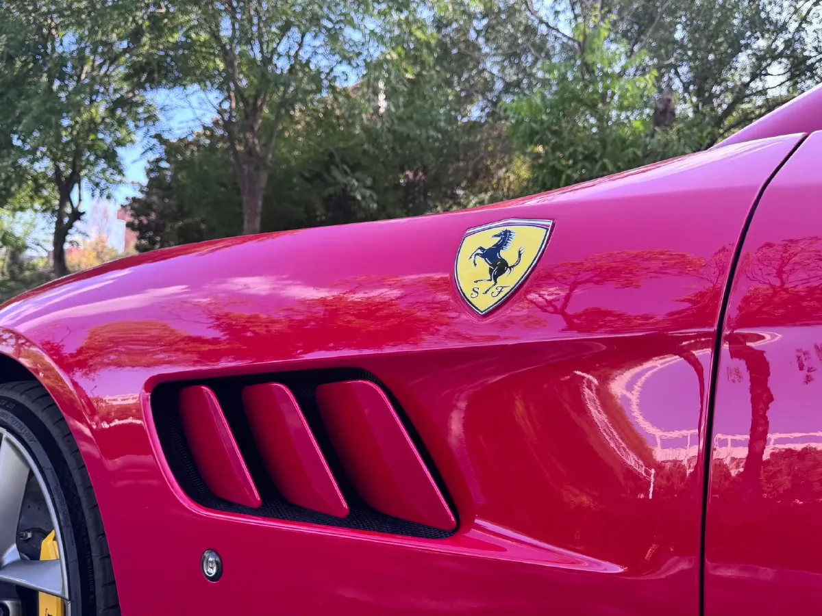 2017 Ferrari GTC4 Lusso 3.9T 609HP V8 7DCT,autocango,china used car exporter,china ev exporter,chinese used car exporter,chinese used ev exporter