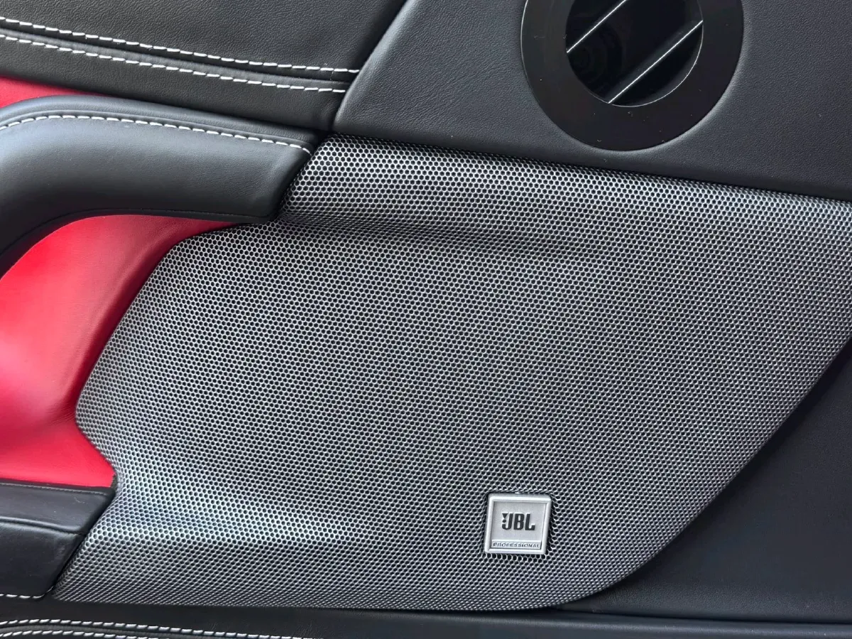 2017 Ferrari GTC4 Lusso 3.9T 609HP V8 7DCT,autocango,china used car exporter,china ev exporter,chinese used car exporter,chinese used ev exporter