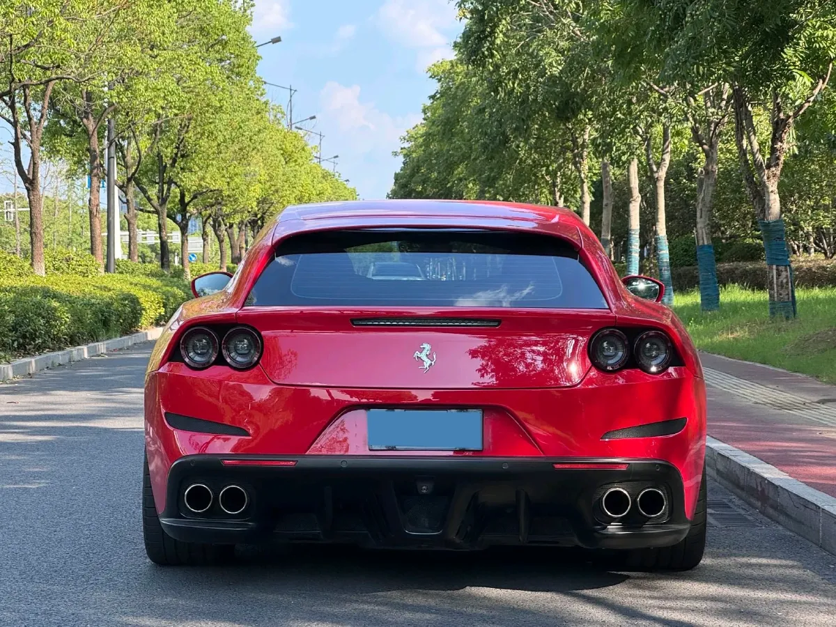 2017 Ferrari GTC4 Lusso 3.9T 609HP V8 7DCT,autocango,china used car exporter,china ev exporter,chinese used car exporter,chinese used ev exporter