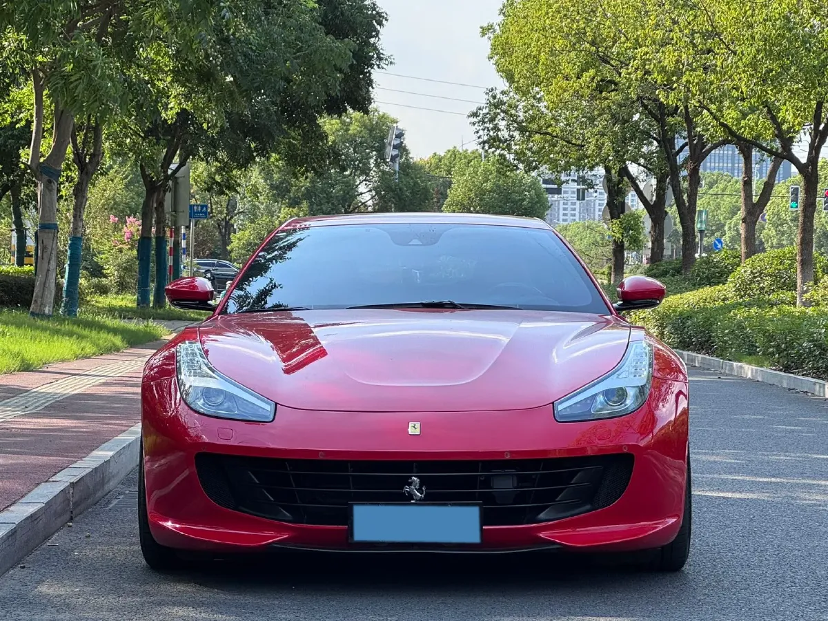 2017 Ferrari GTC4 Lusso 3.9T 609HP V8 7DCT,autocango,china used car exporter,china ev exporter,chinese used car exporter,chinese used ev exporter