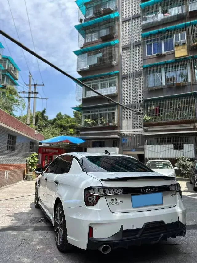 2021 LYNK&CO 03 New Energy 1.5T 180HP L3 7DCT PHEV 9.4KWH,autocango,china used car exporter,china ev exporter,chinese used car exporter,chinese used ev exporter