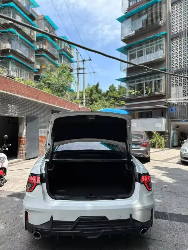 2021 LYNK&CO 03 New Energy 1.5T 180HP L3 7DCT PHEV 9.4KWH,autocango,china used car exporter,china ev exporter,chinese used car exporter,chinese used ev exporter