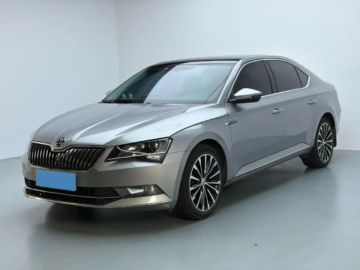 2018 Skoda Superb 1.4T 150HP L4 7DCT