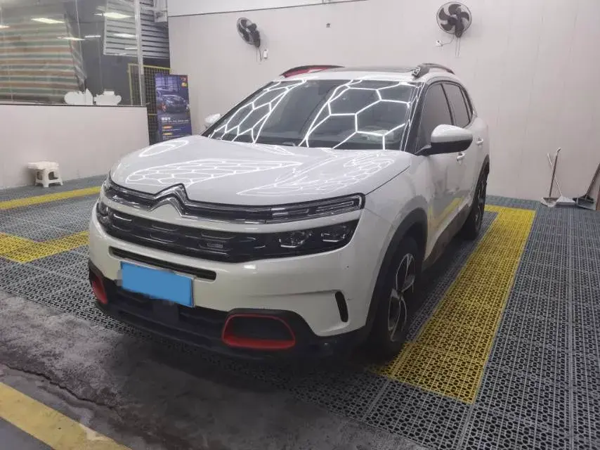 2020 Citroen C5 Aircross 1.8T 211HP L4 8AT