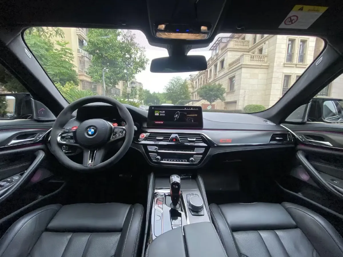 2021 BMW M5 4.4T 600HP V8 8AT,autocango,china used car exporter,china ev exporter,chinese used car exporter,chinese used ev exporter