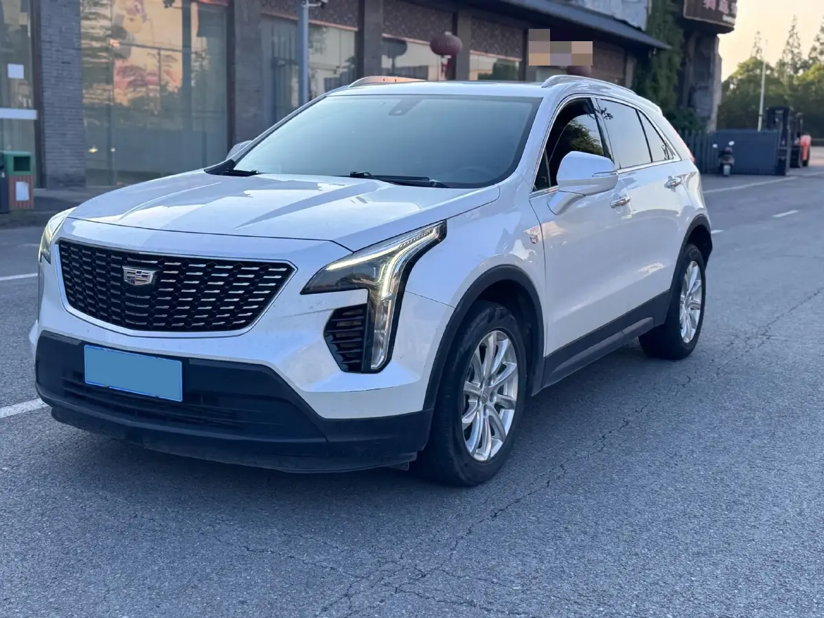 2021 Cadillac XT4 2.0T 237HP L4 9AT