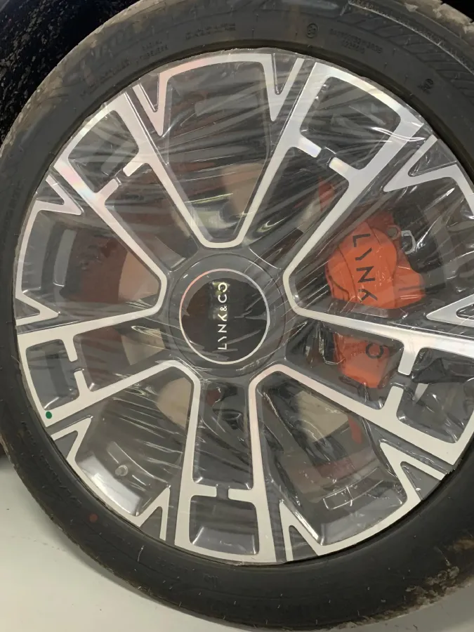 2025 LYNK&CO 900 2.0T 254HP L4 3DHT PHEV,autocango,china used car exporter,china ev exporter,chinese used car exporter,chinese used ev exporter