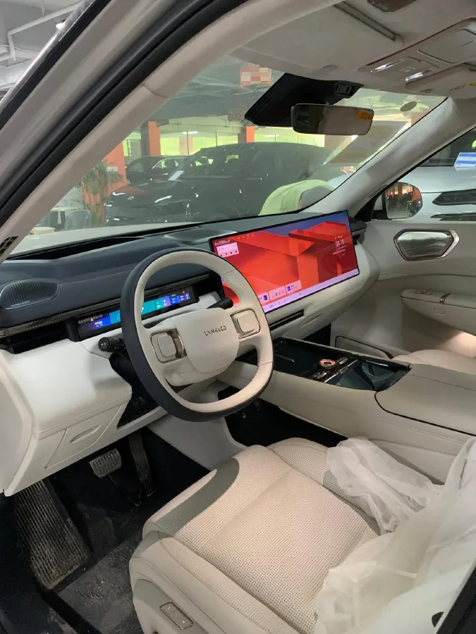 2025 LYNK&CO 900 2.0T 254HP L4 3DHT PHEV,autocango,china used car exporter,china ev exporter,chinese used car exporter,chinese used ev exporter