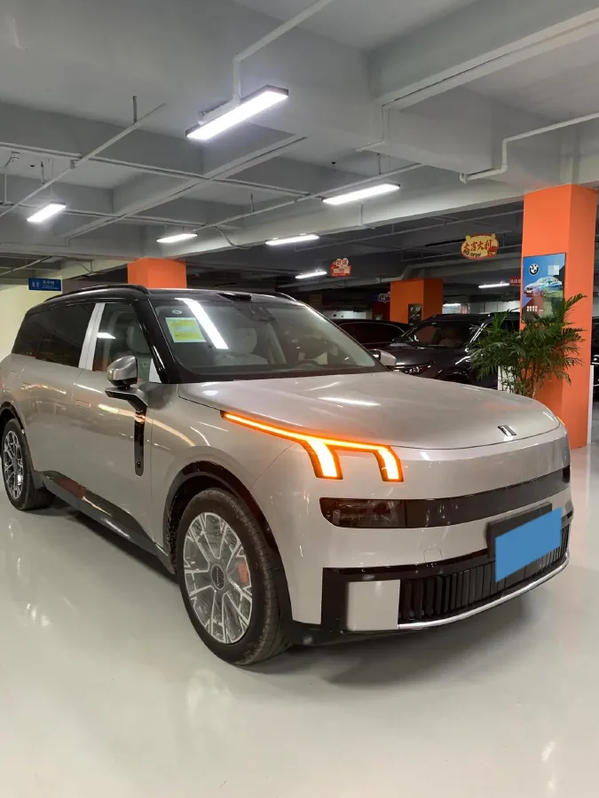 2025 LYNK&CO 900 2.0T 254HP L4 3DHT PHEV,autocango,china used car exporter,china ev exporter,chinese used car exporter,chinese used ev exporter