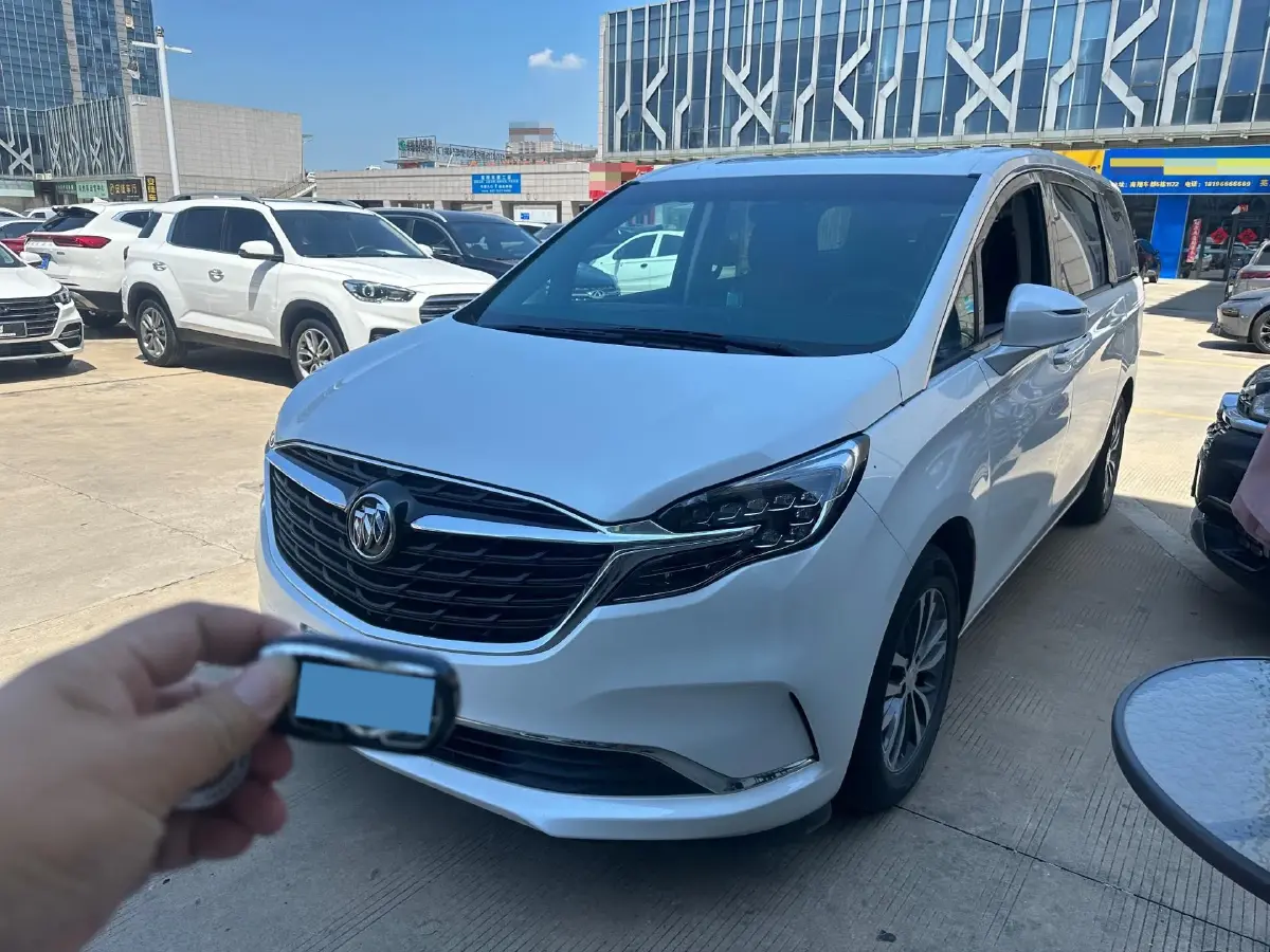 2022 Buick GL8 2.0T 237HP L4 9AT