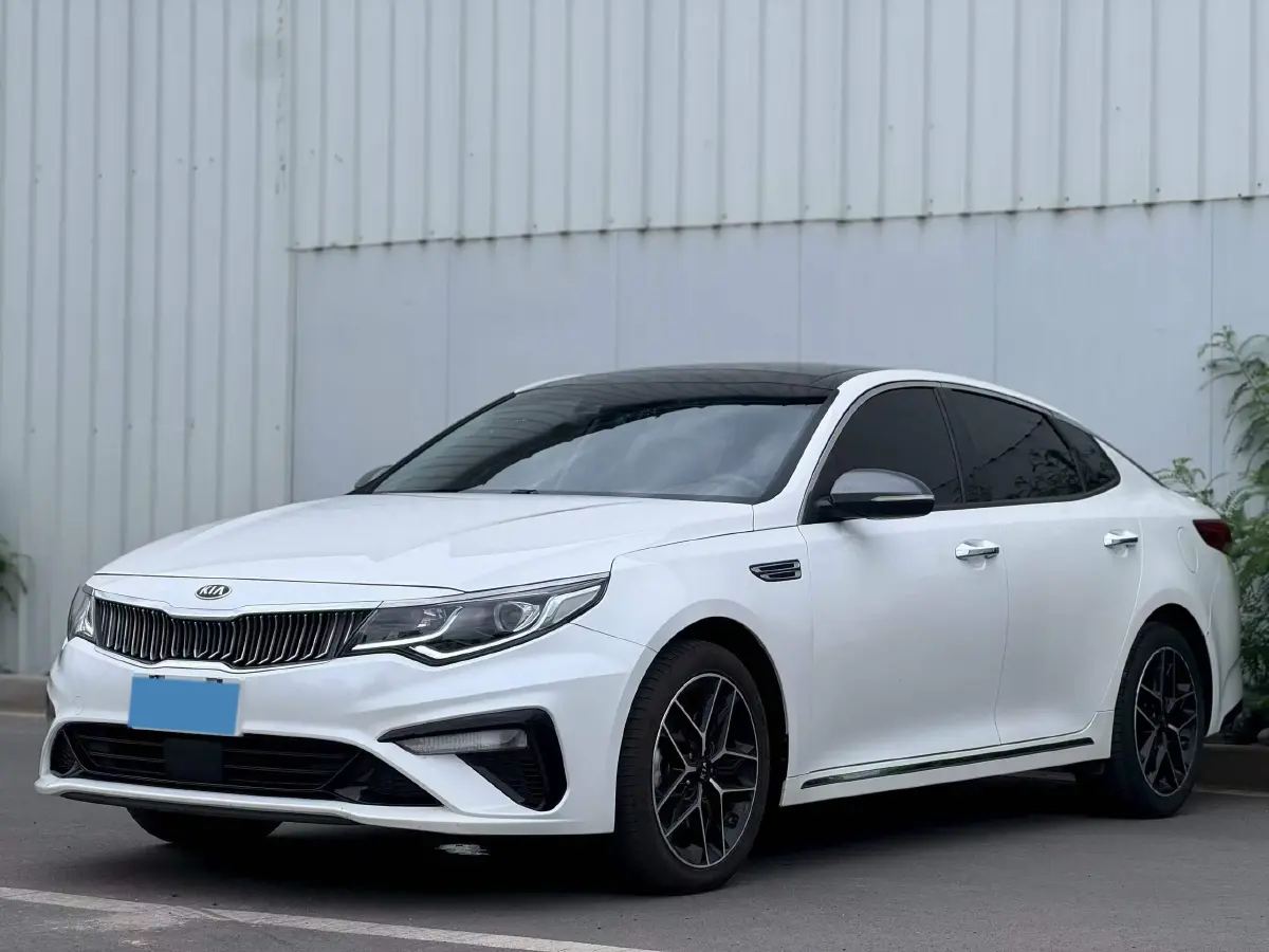 2019 Kia K5 2.0L 161HP L4 6AT