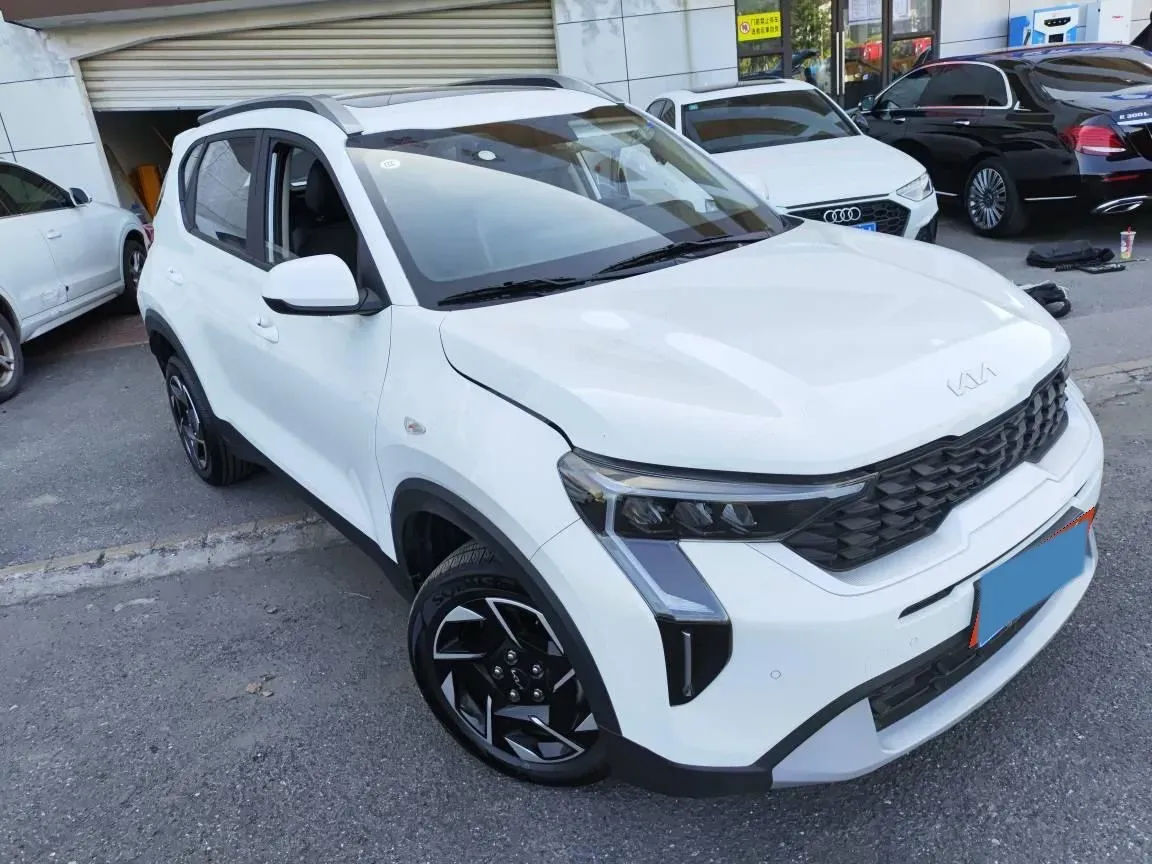 2024 Kia Sonet 1.5L 115HP L4 CVT,autocango,china used car exporter,china ev exporter,chinese used car exporter,chinese used ev exporter