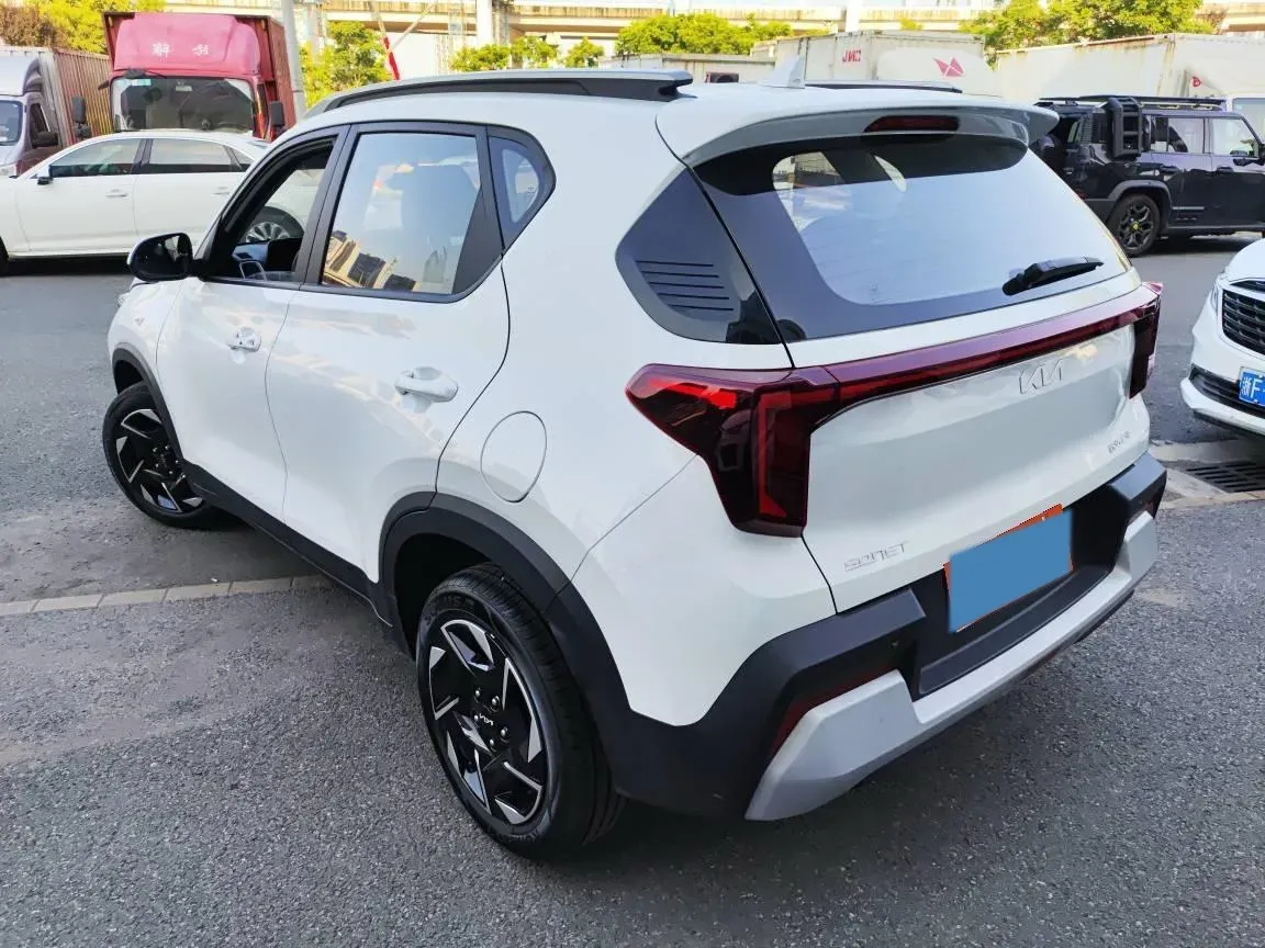 2024 Kia Sonet 1.5L 115HP L4 CVT,autocango,china used car exporter,china ev exporter,chinese used car exporter,chinese used ev exporter