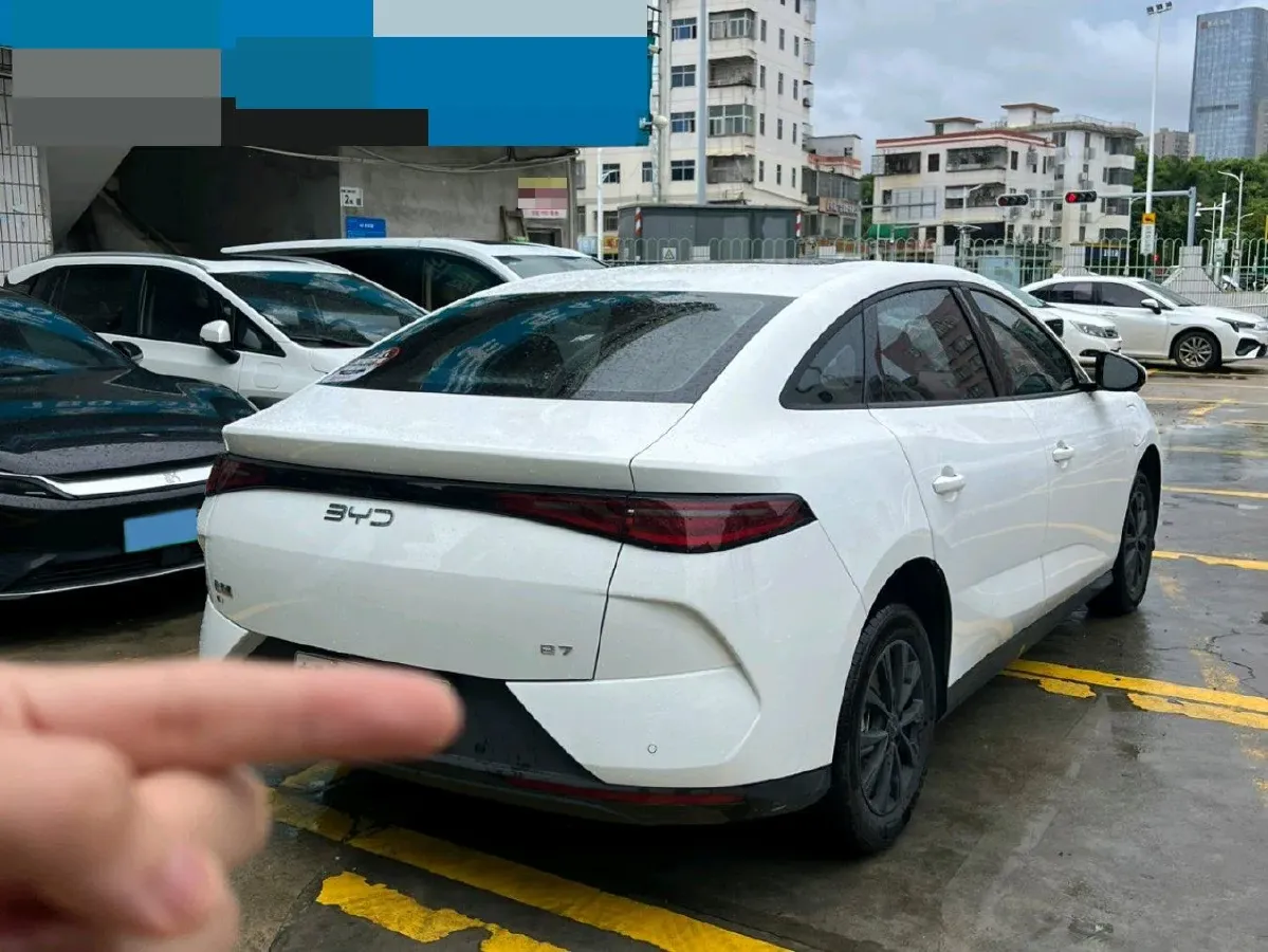 2025 BYD e7 BEV,autocango,china used car exporter,china ev exporter,chinese used car exporter,chinese used ev exporter