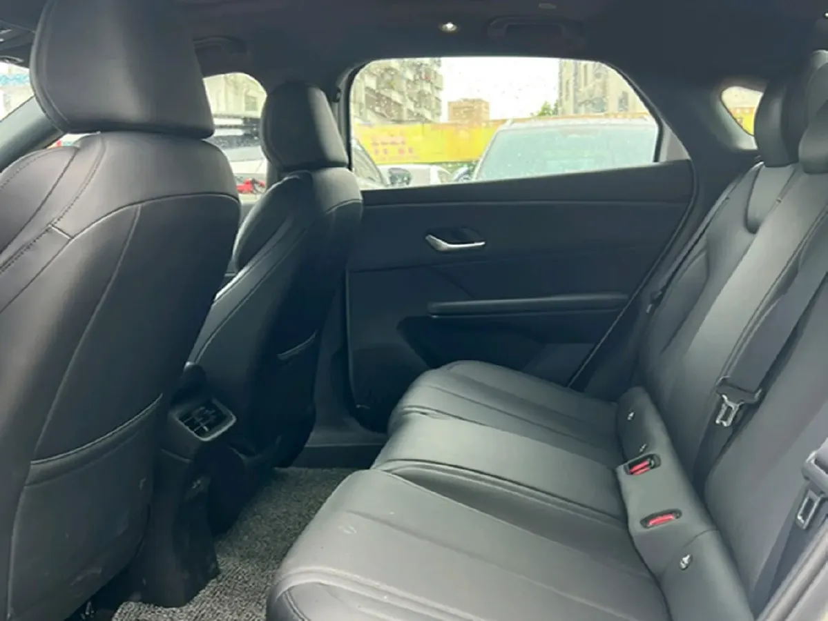 2025 BYD e7 BEV,autocango,china used car exporter,china ev exporter,chinese used car exporter,chinese used ev exporter