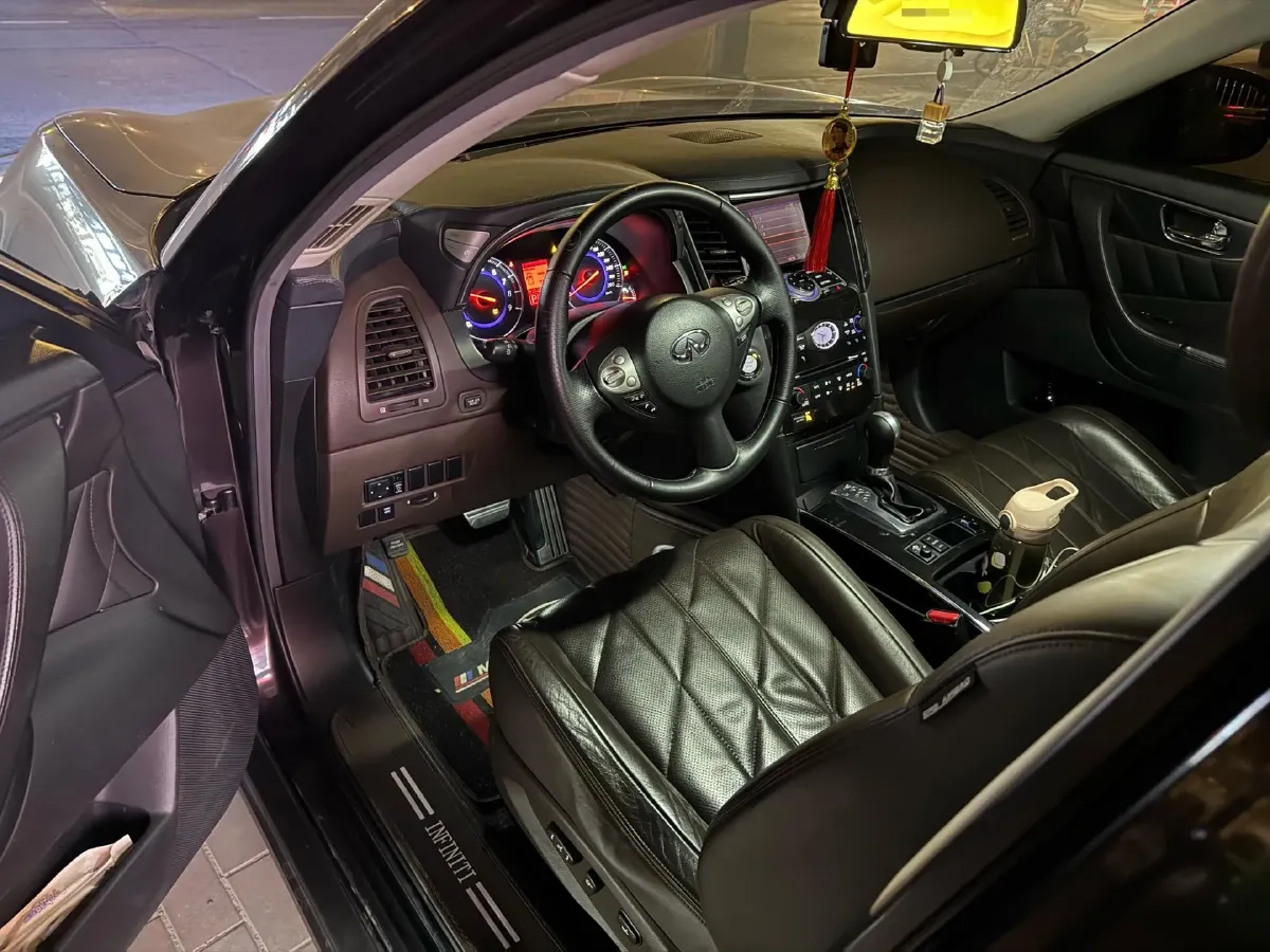 2009 Infiniti FX 3.5L 307HP V6 7AT,autocango,china used car exporter,china ev exporter,chinese used car exporter,chinese used ev exporter