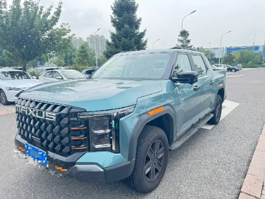 2025 MAXUS InterstellarX 2.5T 224HP L4 8AT