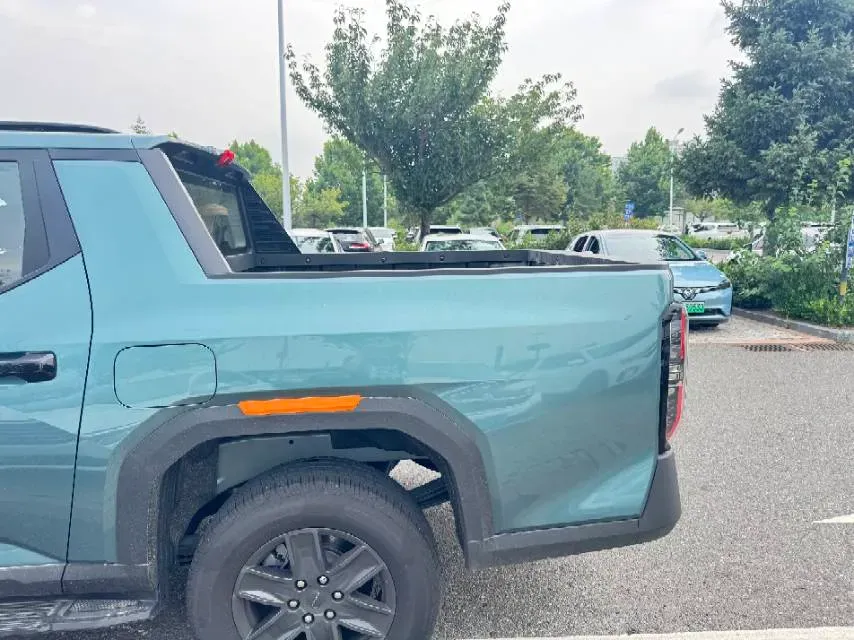 2025 MAXUS InterstellarX 2.5T 224HP L4 8AT,autocango,china used car exporter,china ev exporter,chinese used car exporter,chinese used ev exporter