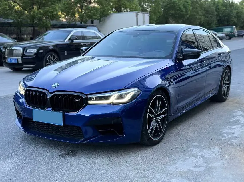 2021 BMW M5 4.4T 600HP V8 8AT,autocango,china used car exporter,china ev exporter,chinese used car exporter,chinese used ev exporter